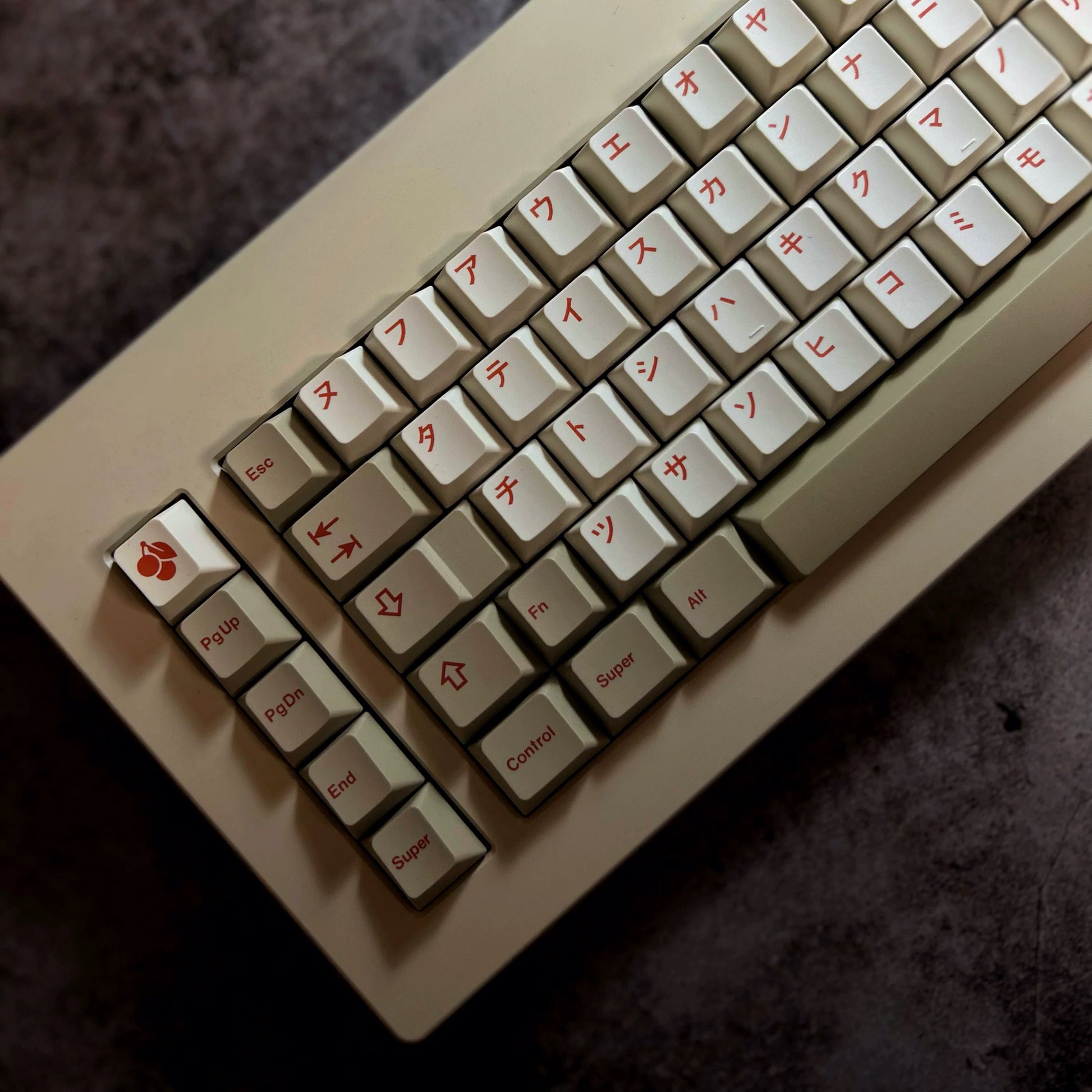 Vintage Style keycap set close-up
