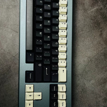 Graphite keycap set detail 4